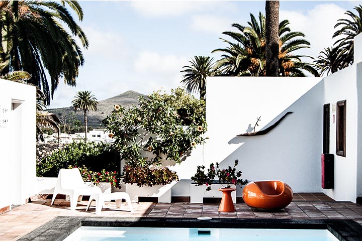 pool to patio